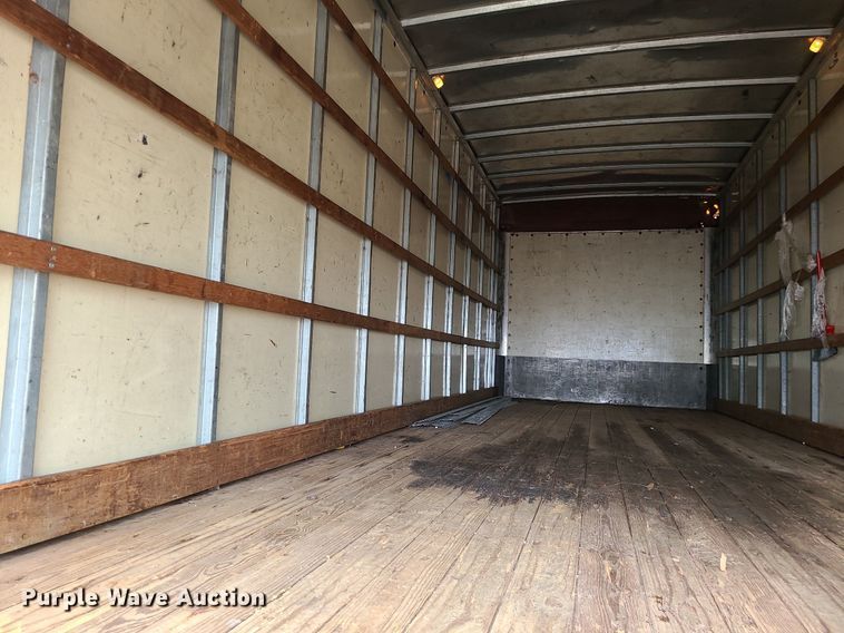 image for item MX9638 2006 International 4300  box truck