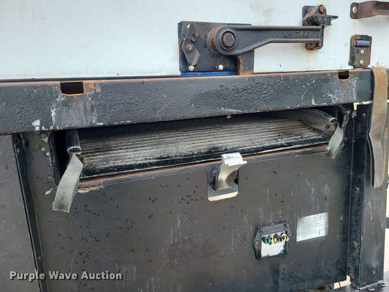 image for item MX9638 2006 International 4300  box truck