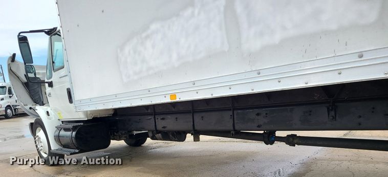 image for item MX9638 2006 International 4300  box truck