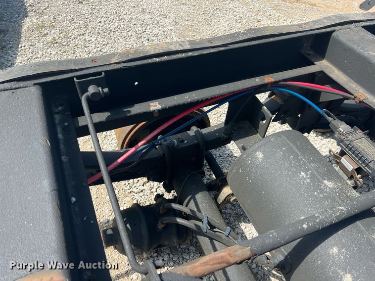 image for item MY9574 Holland  tandem trailer axle