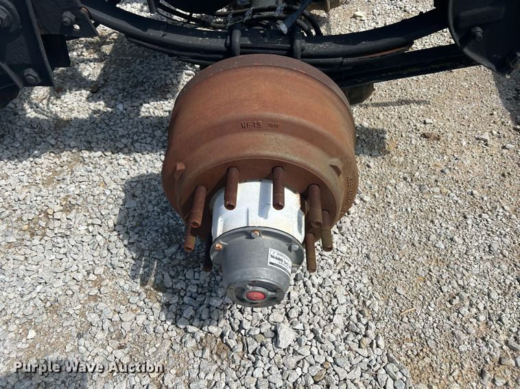 image for item MY9574 Holland  tandem trailer axle
