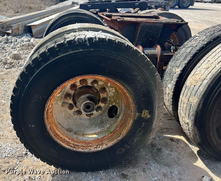 image for item MY9575 Tandem trailer Axle