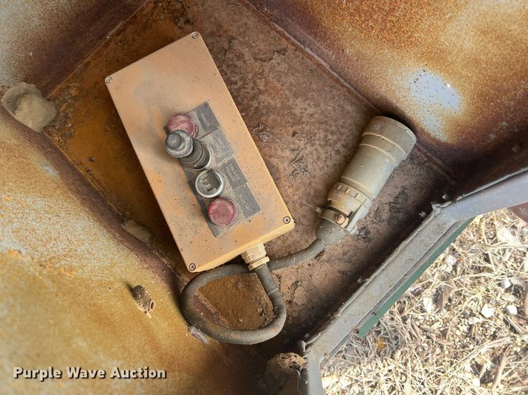 image for item MY9578 Roll-off container bed