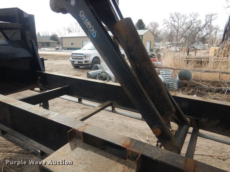 image for item DJ7014 2019 Diamond C  end dump trailer