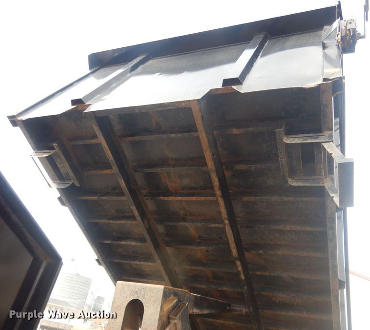 image for item DJ7014 2019 Diamond C  end dump trailer