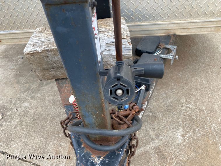 image for item DL7029 2010 CM  enclosed cargo trailer