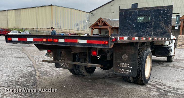 image for item DL7134 2004 International 4300  dump flatbed truck