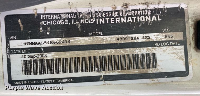 image for item DL7134 2004 International 4300  dump flatbed truck