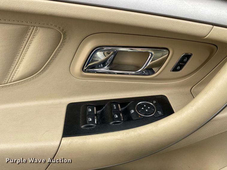 image for item DL7136 2015 Ford Taurus