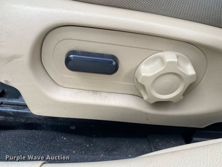 image for item DL7136 2015 Ford Taurus