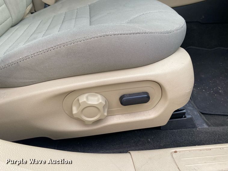 image for item DL7136 2015 Ford Taurus