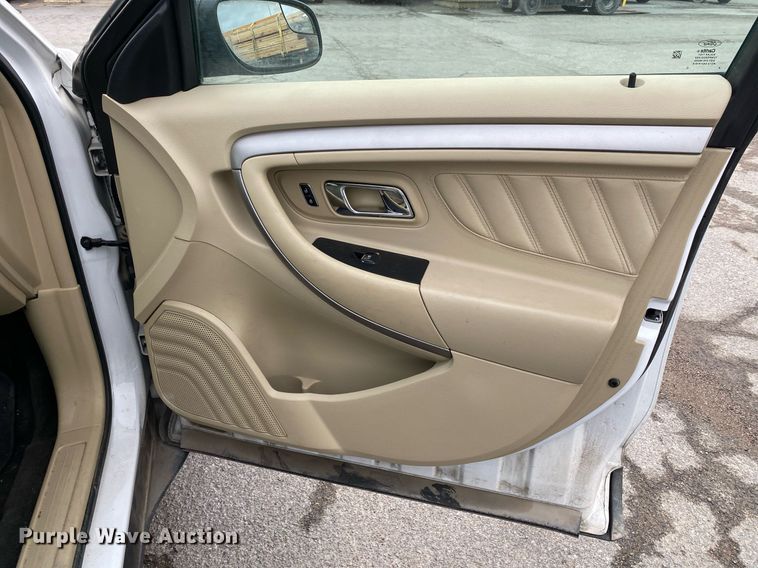 image for item DL7136 2015 Ford Taurus