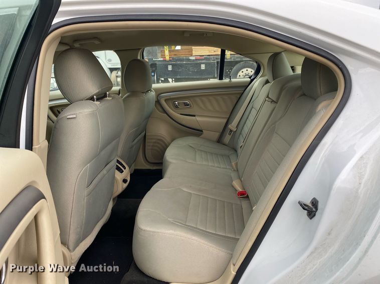 image for item DL7136 2015 Ford Taurus