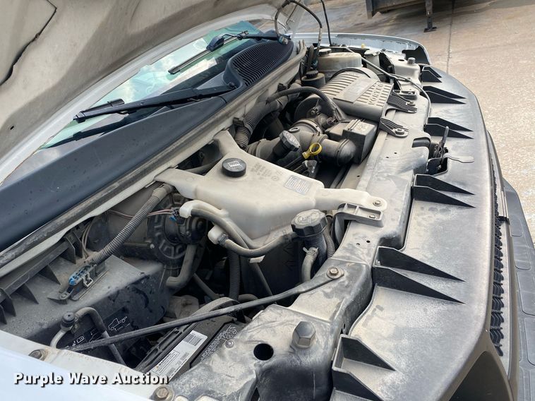 image for item DL7137 2013 Chevrolet Express 1500  van