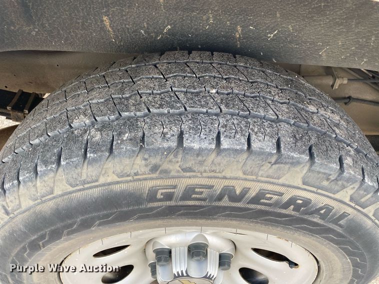 image for item DL7137 2013 Chevrolet Express 1500  van