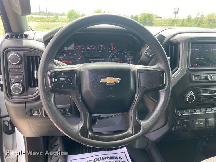 image for item DL7146 2021 Chevrolet Silverado 2500HD  Crew Cab pickup truck