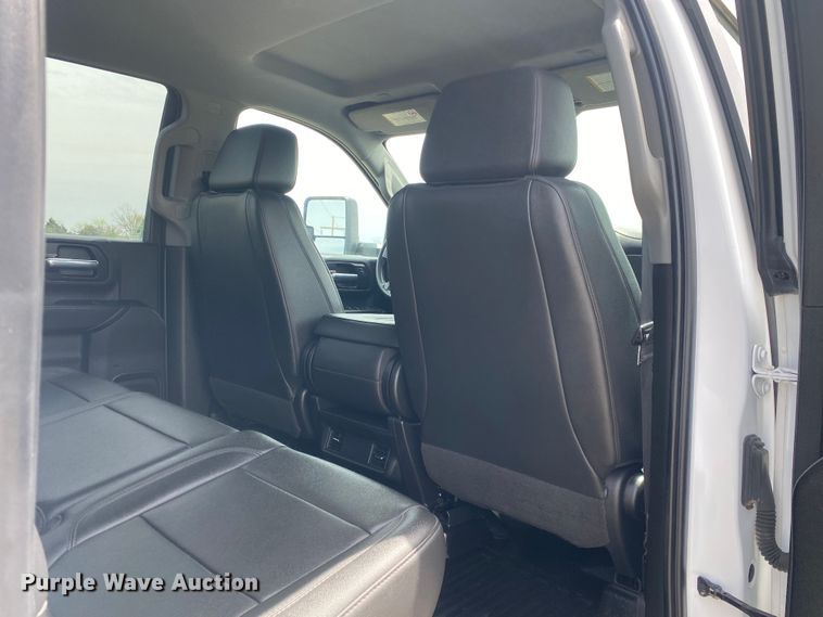 image for item DL7146 2021 Chevrolet Silverado 2500HD  Crew Cab pickup truck