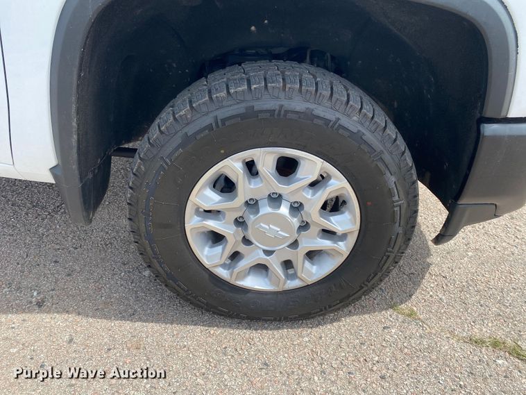 image for item DL7146 2021 Chevrolet Silverado 2500HD  Crew Cab pickup truck