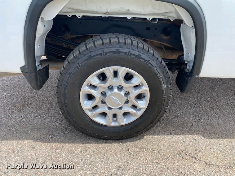 image for item DL7146 2021 Chevrolet Silverado 2500HD  Crew Cab pickup truck