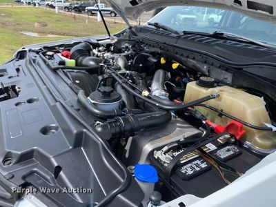 image for item DL7147 2019  Ford F250 Super Duty  Crew Cab flatbed pickup truck