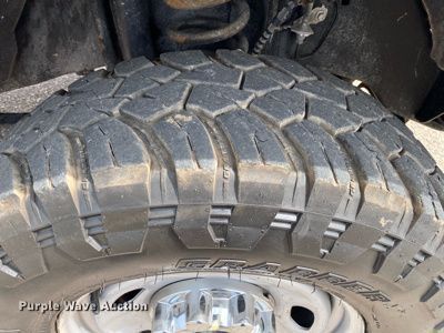 image for item DL7147 2019  Ford F250 Super Duty  Crew Cab flatbed pickup truck