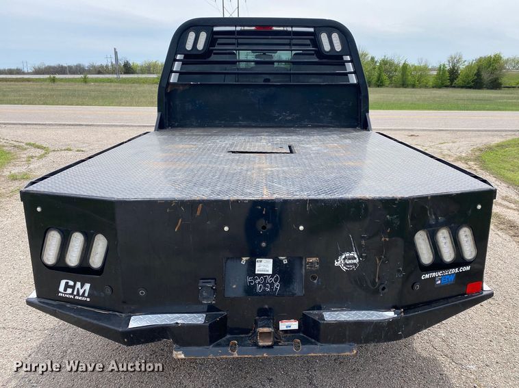 image for item DL7148 2019 Ford F250 Super Duty  Crew Cab flatbed pickup truck