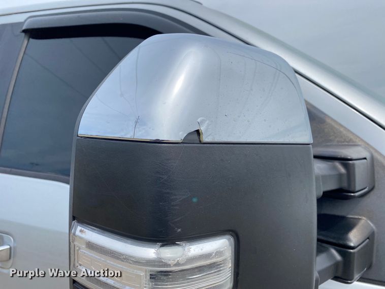 image for item DL7149 2017  Ford F250 Super Duty  Crew Cab pickup truck