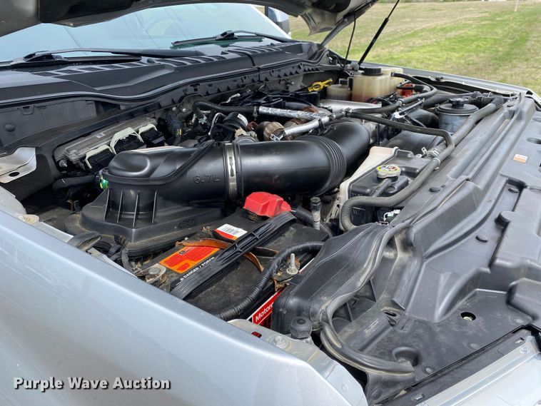 image for item DL7149 2017  Ford F250 Super Duty  Crew Cab pickup truck