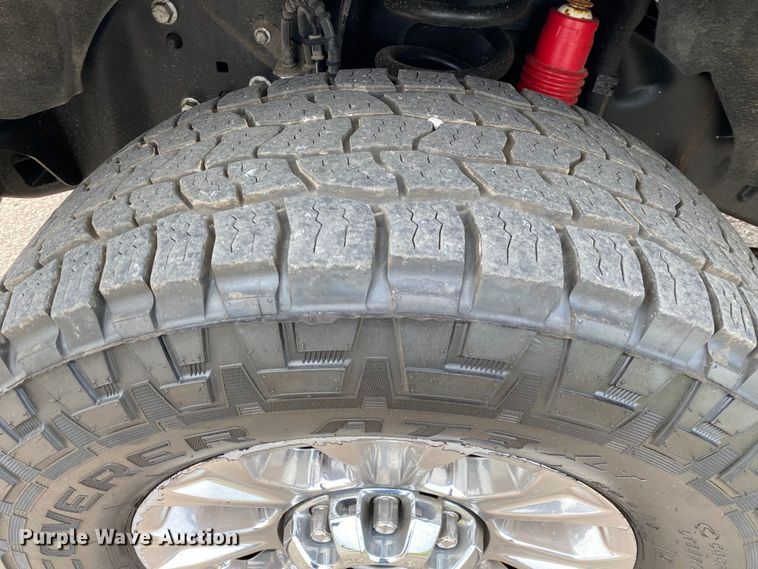 image for item DL7149 2017  Ford F250 Super Duty  Crew Cab pickup truck