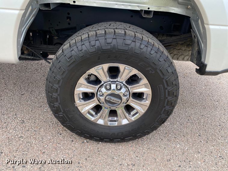 image for item DL7149 2017  Ford F250 Super Duty  Crew Cab pickup truck