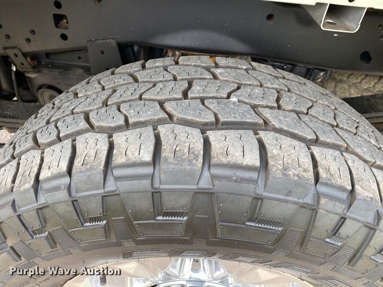 image for item DL7149 2017  Ford F250 Super Duty  Crew Cab pickup truck