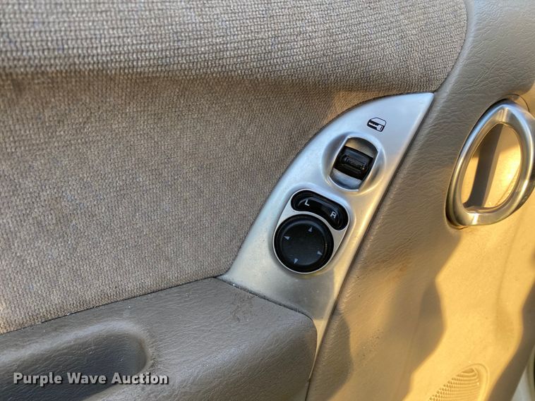 image for item DL7151 2002 Jeep Liberty  SUV