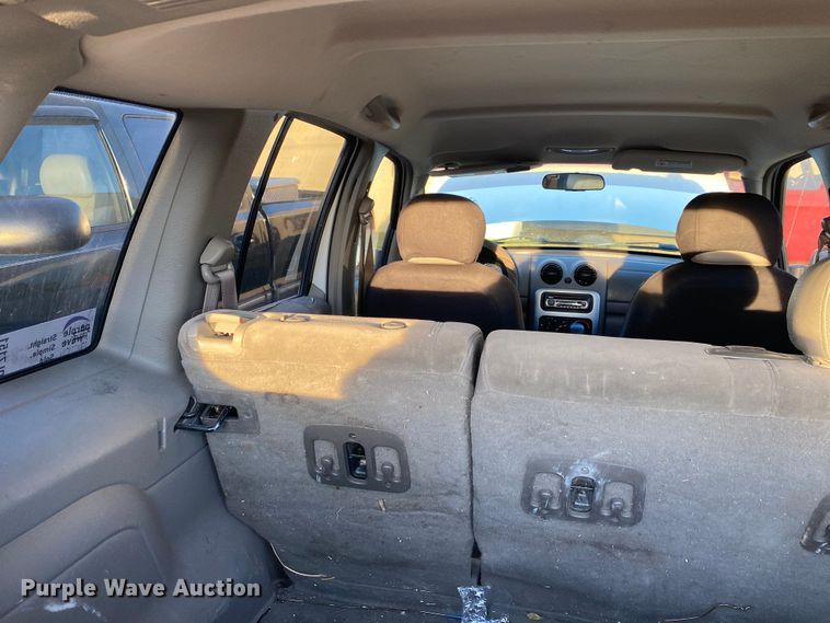 image for item DL7151 2002 Jeep Liberty  SUV