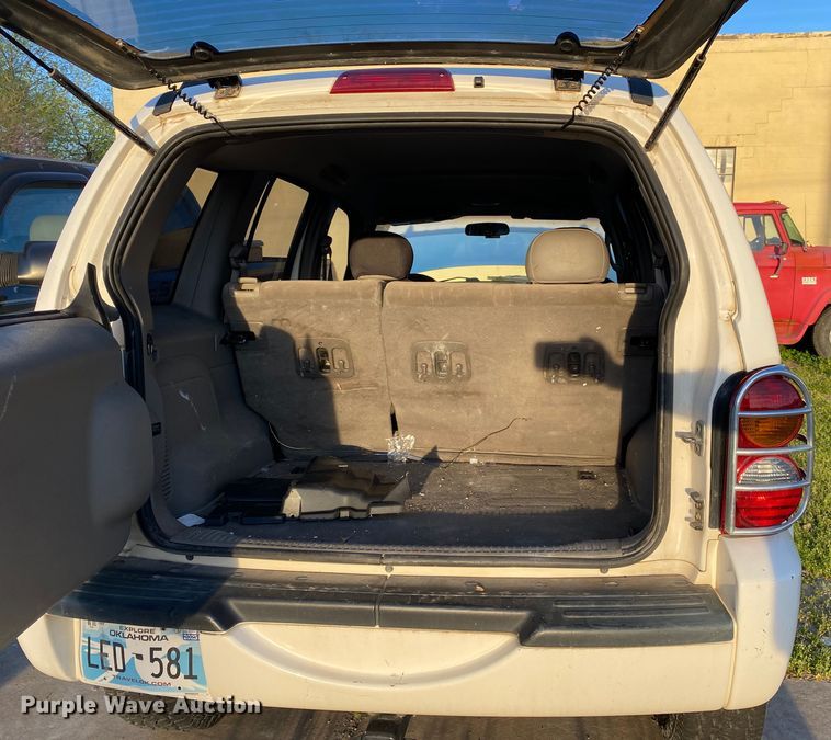 image for item DL7151 2002 Jeep Liberty  SUV