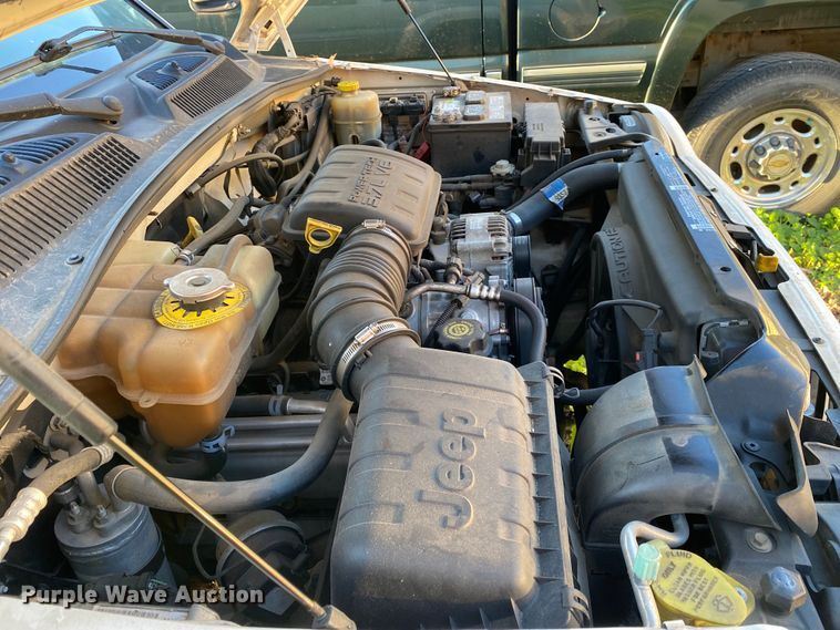 image for item DL7151 2002 Jeep Liberty  SUV