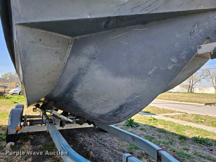 image for item DO4299 1979 Brunswick Marine Monark  boat