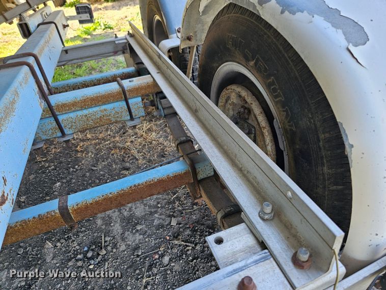 image for item DO4299 1979 Brunswick Marine Monark  boat