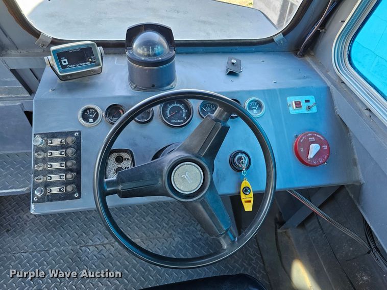 image for item DO4299 1979 Brunswick Marine Monark  boat