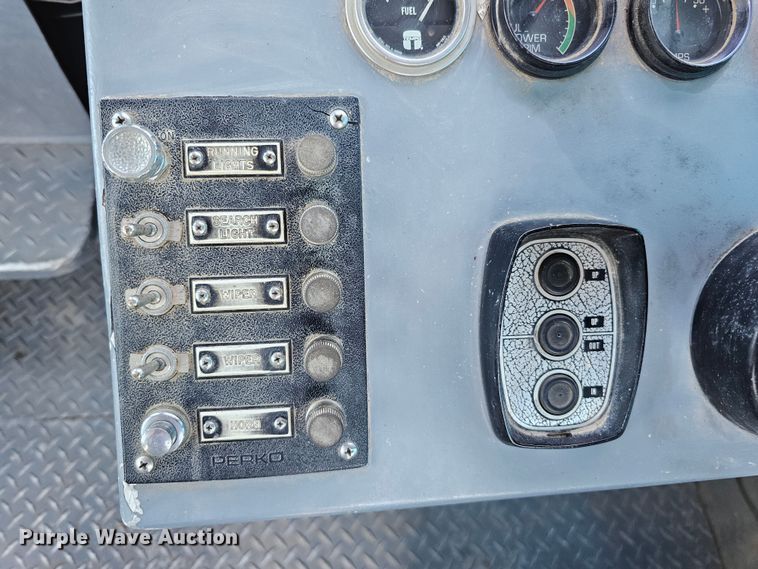 image for item DO4299 1979 Brunswick Marine Monark  boat