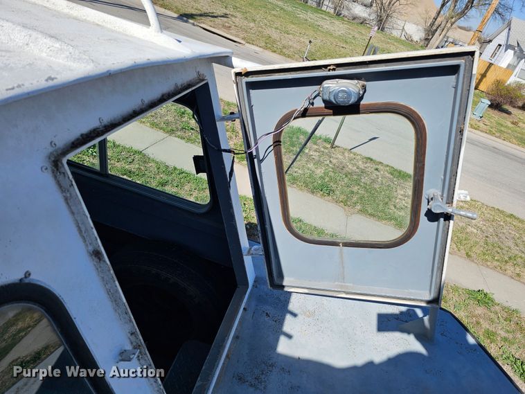 image for item DO4299 1979 Brunswick Marine Monark  boat