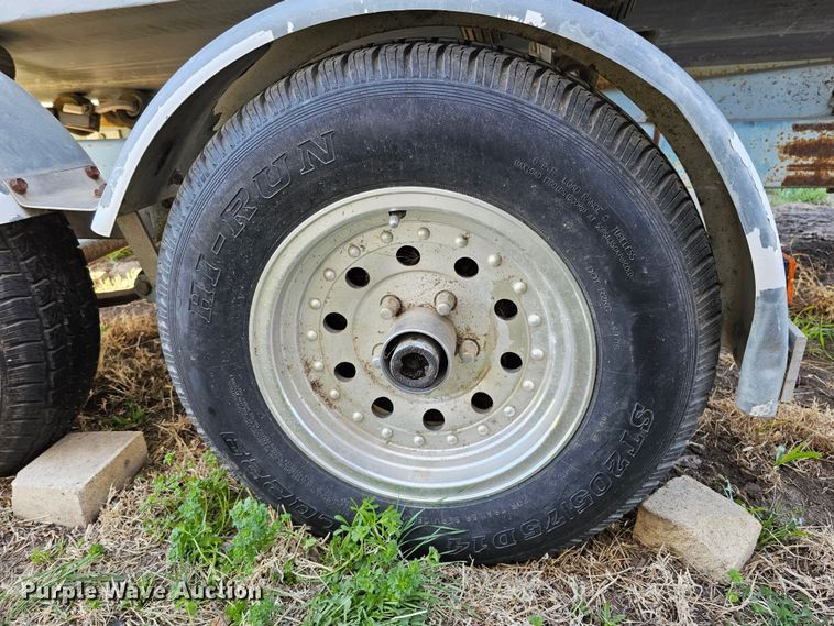 image for item DO4299 1979 Brunswick Marine Monark  boat