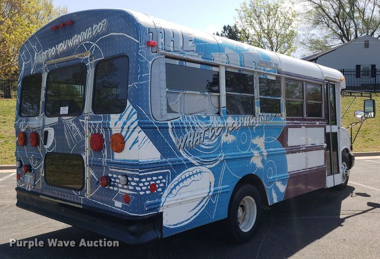 image for item DQ0534 2006 Chevrolet Express  school bus