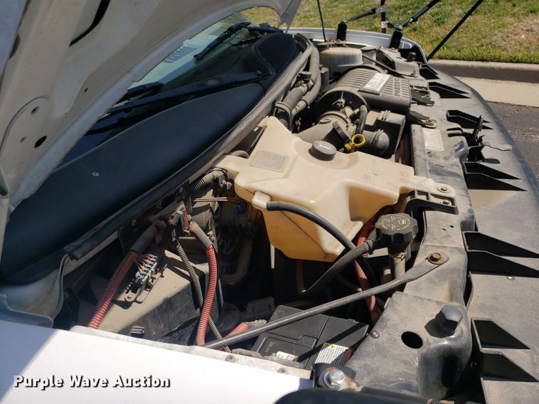 image for item DQ0534 2006 Chevrolet Express  school bus