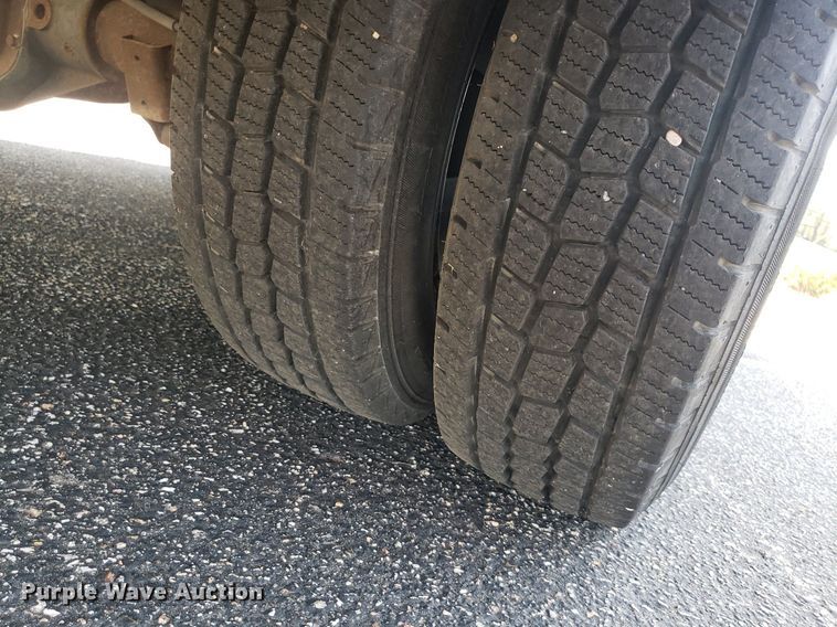 image for item DQ0534 2006 Chevrolet Express  school bus