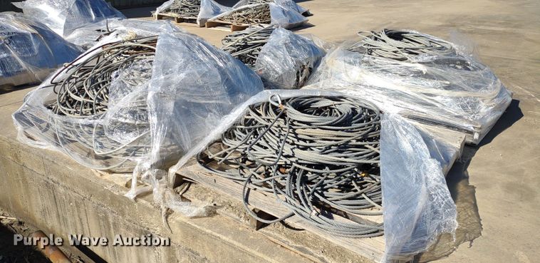 image for item DQ1637 (4) pallets of 3/8" diameter cable