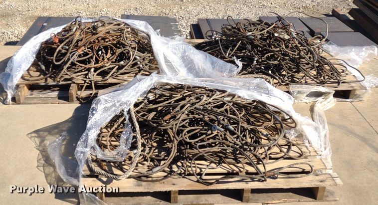 image for item DQ1638 (3) pallets of cable slings