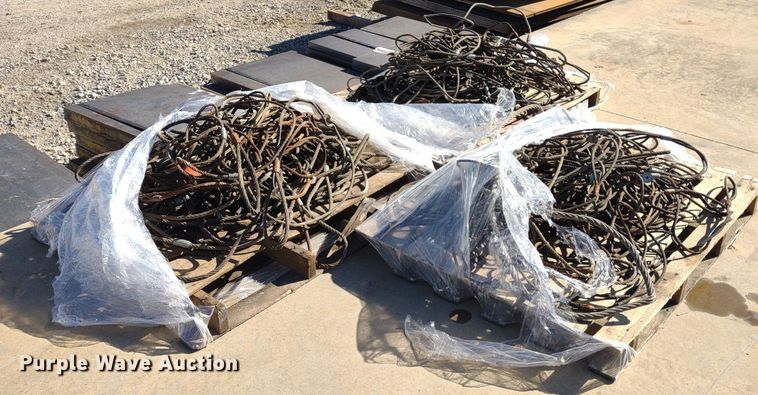 image for item DQ1638 (3) pallets of cable slings