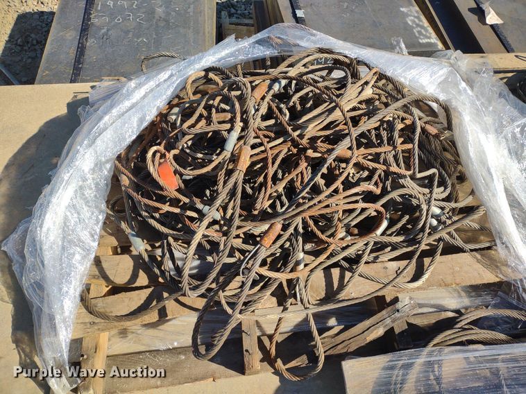 image for item DQ1638 (3) pallets of cable slings