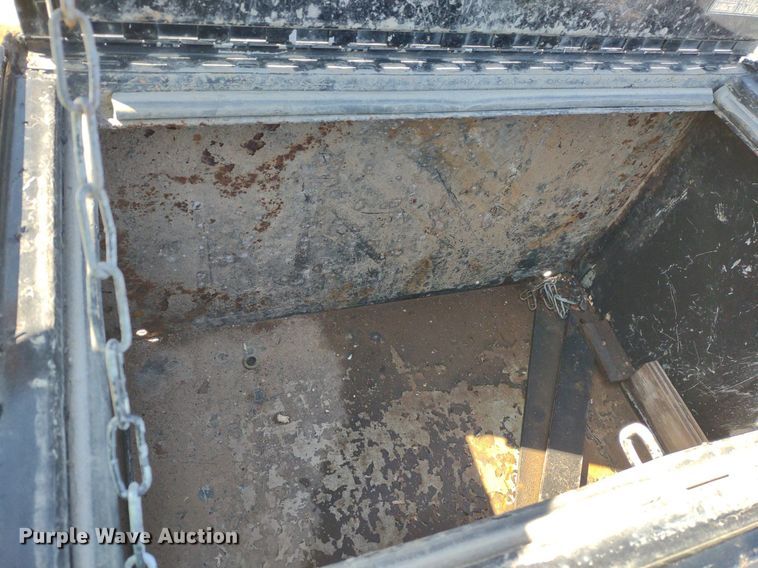 image for item DQ1640 (8) Knapheide Roughneck toolboxes