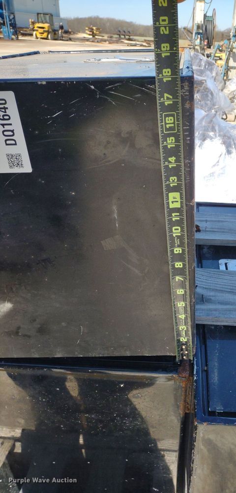 image for item DQ1640 (8) Knapheide Roughneck toolboxes